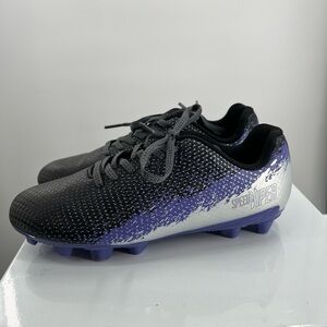 DSG Speed Viper Soccer Shoes Kids Size 4